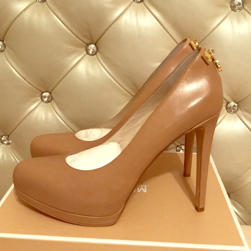 Michael Kors Pumps